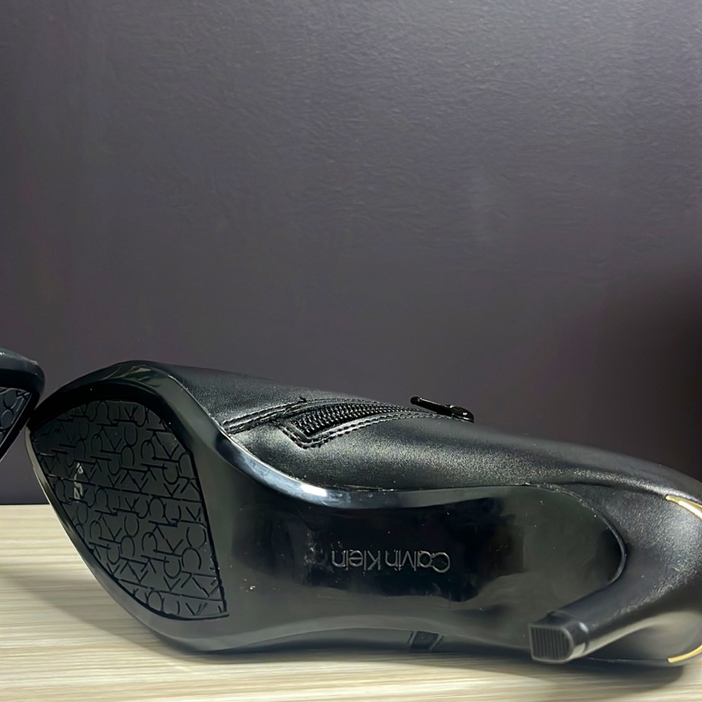 WOMENS SHOES—-CALVIN KLEIN!! EUC 🖤 - Picture 7 of 11